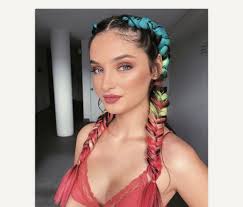 Is there anyone available to do festival style blonde dutch braids today?