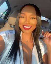 Desiree Davis's Instagram, Twitter & Facebook