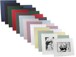 It is guaranteed to make a lovely addition to your living room décor. Mat Style 8x10 Beveled Easel Frames Singles
