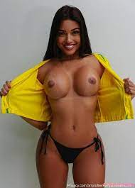 Karlyane Menezes Nude OnlyFans Leaked Photo #50 - TopFapGirls