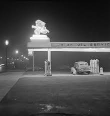 Union Oil Gas Station Wilshire Blvd Los Angeles Circa Early 1940s In 2020 Gas Station Los Angeles Architecture Los Angeles Photography