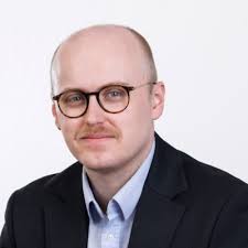 I'm happy to share that I'm starting a new position as Senior Associate  Director at APCO!