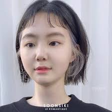 Natural hair looks beautiful in all forms, and at the moment we're particularly loving short styles. 10 Flattering Korean Inspired Short Hairstyles With Bangs