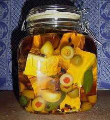 Eingelegter Camembert Mit Oliven Rezept Mit Bild Chefkoch De Gemusebruhe Selber Machen Gemuse Einmachen Gurken Einlegen Ohne Kochen