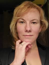 Introduction of a homeschooling mom and program director