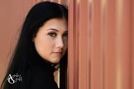 Amber Goff's Instagram, Twitter & Facebook