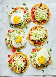 Tostadas With Fried Egg And Barbecue Sauce Ricardo Recipe In 2020 Healthy Grilling Recipes Vegetarian Grilling Healthy Grilling