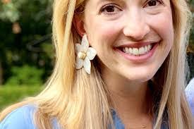 Cathy Wright's Instagram, Twitter & Facebook