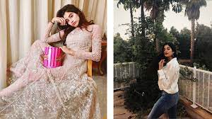 Janhvi kapoor will make her big bollywood debut with none other than karan johar. Janhvi Kapoor S Official Instagram Account Offers A Peek Into Her Life Vogue India