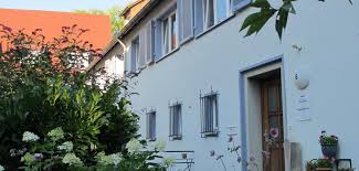 Kommen sie den immobilieneigentümern nah und lernen sie. Dekanatamt