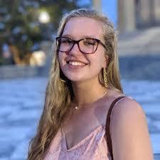 Elaina Peterson's Instagram, Twitter & Facebook