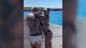 Theo hernández (french professional fb player) & adriana pozueco theo hernández plays for theo hernandez | #stayathomechallenge subscribe on channel: Theo Hernandez In Love My Best Views Marca In English