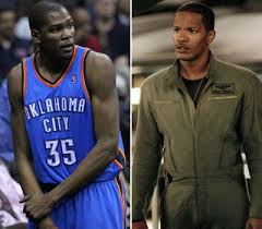 Jamie foxx returns to his sitcom roots in 'dad stop embarassing me!'. Kevin Durant Et Jamie Foxx