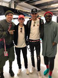 The match witnessed many celebs like david beckham, and tom cruise; El Creata On Twitter Oconesteban Mercedesamgf1 Tomholland1996 Iamwill Tabbep Eyyy This One Is Landonorris Or Tomholland1996 Spiderman Farfrommotorhome Https T Co S6zgaynl89 Twitter
