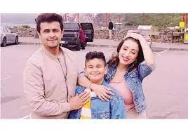 Sonu nigam as a child sonu nigam was born on 30 july 1973 (age 47 years; Sonu Nigam Net Worth 2021 Wife Age Height Income Son