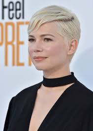Anyone with fine hair knows the struggle of finding hairstyles that don't flatten out. 17 Celebrity Inspired Short Hairstyles And Haircuts For Fine Hair 2021