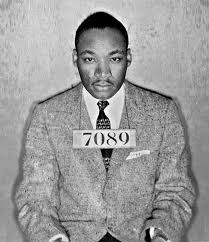 Biografia De Martin Luther King Jr Elliott Erwitt Martin Luther King Martin Luther King Jr Celebrity Mugshots
