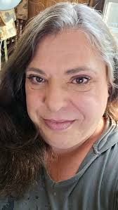 How much snow does the top of the mountain in Lakehead area get