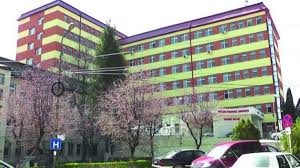 Spitalul judetean de urgenta zalau a fost construit în anul 1978 si are un design aproape identic cu multe alte spitale construite în acea perioada, motiv pentru care ele împart probleme asemanatoar, iar orice proiect de rezolvare a acestor situatii poate actiona imediat ca un proiect util. Consiliul JudeÅ£ean SÄlaj Decide O Reorganizare De AnvergurÄ La Spitalul JudeÅ£ean Stiri Din SÄlaj