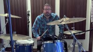 Everyone, that is, except william goldsmith, the former sunny day real estate drummer who played in foo. Dave Grohl Drum Battle Girl Who Challenged Grohl To Drum Battle Is Co Writing A Song To Perform With Foo Fighters Cnn