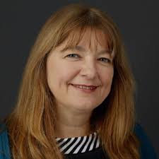 Justine Whyatt (@JustineWhyatt)