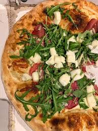 Bella napoli is always the most delicious, most fresh, and most satisfying italian food i have in kansas city. Una Garanzia Foto Di La Bella Napoli Pizzeria Cassano Magnago Tripadvisor