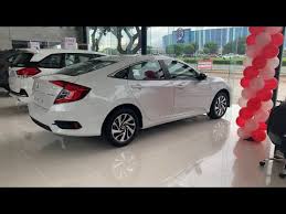 Do you want to be the first to know about the latest automotive deals? 2019 Honda Civic 1 8 S Cvt Exterior Platinum White Pearl Youtube