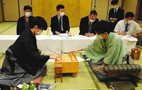 王位戦第1局 藤井聡太二冠が豊島竜王に敗れる (2021年6月30日) watch later. Doxuu8bw09uklm