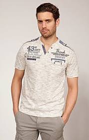 Le col tunisien est assez similaire à l'encolure d'un polo. T Shirt Col Tunisien Effet Chine Coupe Droite Manches Courtes Col Tunisien A 2 Boutons Pression Metalliques Poche Poi T Shirt Polo T Shirt Avec Col T Shirt