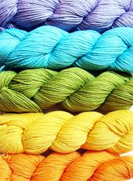 Strands or strips of fabric. Choosing The Correct Yarn Needle Hook Sizes For Knitting Crochet Be Creative Daily