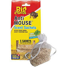 The biggest issue with finding a good one is how many companies are trying to sell knockoffs. The Big Cheese Stv728 Sonic Repeller Humane Rodent Pest Deterrent To Repel Rats And Mice From The Home Covers Upto 37 Sq M Pack Of 3 Amazon Co Uk Garden Outdoors
