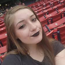 What time should we head out to catch the bus to Magic Kingdom for early  entry?