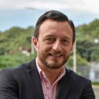 30+ "Carlos Burke" profiles