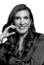 Kenia López Rabadán