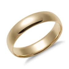 Our gold wedding bands include beautiful pieces to celebrate your union. Men S Yellow Gold Wedding Rings Bands Blue Nile