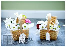 Celebrate spring with a may day tradition—surprise your neighbors with may day baskets! Last Minute May Day Baskets Delivery Tips Ideas