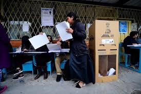 Más de 13 millones de ciudadanos están habilitados para votar el 7 de febrero. Donde Como Y Horarios Para Votar En Las Elecciones Ecuador 2021 Consejo Nacional Electoral Cne Covid Trends El Bocon