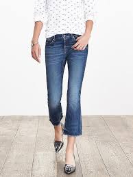 This Unexpected Denim Trend Will Be Everywhere This Spring Cropped Flare Jeans Kick Flare Jeans Kick Flare Jeans Outfit