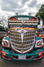 Cronica De Un Viaje En Chicken Bus Por Las Carreteras De Guatemala Renunciamos Y Viajamos Bus Camiones Personalizados Autobuses Urbanos