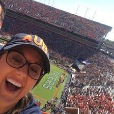 Laura Pankowski's Instagram, Twitter & Facebook