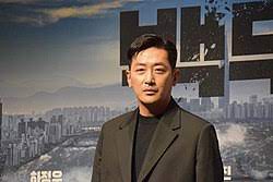 2008년 은 하정우에 있어서 중대한 터닝포인트가 되었는데, 바로《 추격자 》에서 연쇄살인범 역할을 훌륭하게 소화하면서 대한민국을 대표하는 젊은 배우로 떠오르게 된 것. í•˜ì •ìš° ìœ„í‚¤ë°±ê³¼ ìš°ë¦¬ ëª¨ë'ì˜ ë°±ê³¼ì‚¬ì „