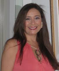 Karina Fermin's Instagram, Twitter & Facebook