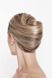 Die besten frisuren für damen und herren alle haarfarben, gesichtstypen und styles galerien und inspiration bei friseur.com! Seite 32 Frisuren Magazin