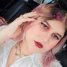 Ariana Ackerman's Instagram, Twitter & Facebook