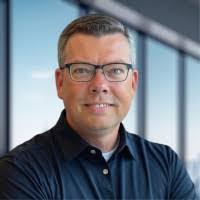 Andrew Selden's Instagram, Twitter & Facebook