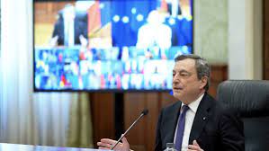 Nel decreto legge del governo draghi non c'è un passaggio specifico, ma il rientro alla propria abitazione è sempre consentito e un divieto non c'è. Oyp7kffm9fdcjm