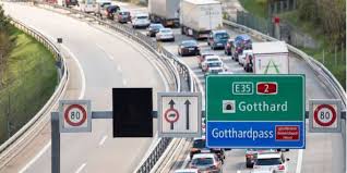 The gotthard tunnel is located in geneva, switzerland and is the worlds largest tunnel made through a mountain. Gotthard Tunnel In Beide Richtungen Gesperrt Wegen Pannenfahrzeug
