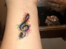 Today we're going to explore the process of tattoo healing, scabbing, flaking, and peeling in detail. First Tattoo Too Cloudy Faded After Peeling Initiation Last Sparrow Tattoo