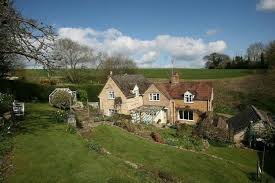 Property History Pinners View Days Lane Blockley Moreton In Views Property Village