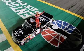 Todos los años puedes ver repeticiones espectaculares de un deporte que aquí en españa no está muy extendido. Noticias De Nascar Competicion Pagina 35